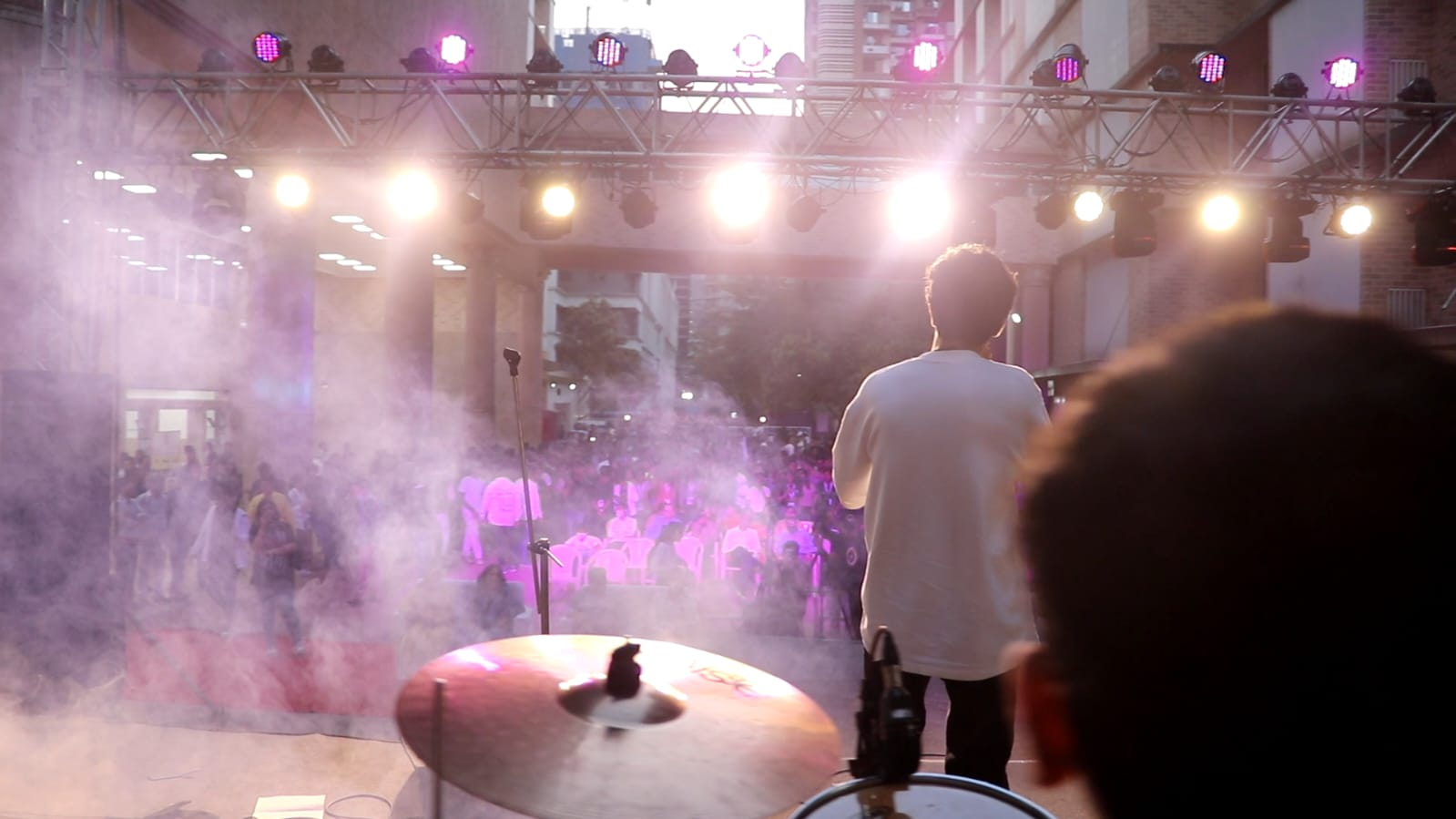 Live music show